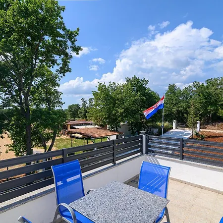 Holiday home Biskupije Veronika Marija *