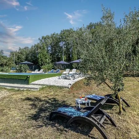 Holiday home Biskupije Veronika Marija